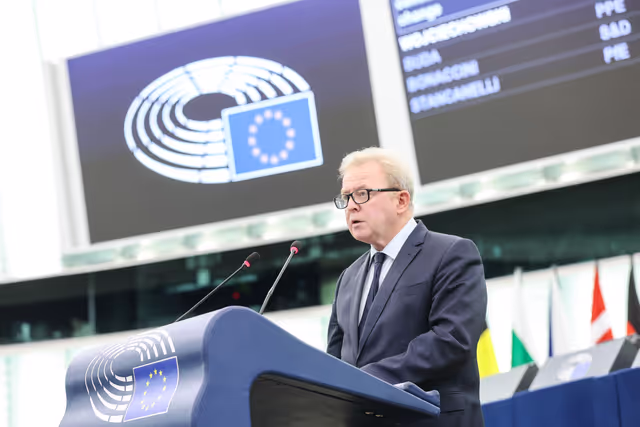 EP Plenary session - Commission statement - Droughts and extreme weather events as a threat to local communities and EU agriculture in times of climate change
