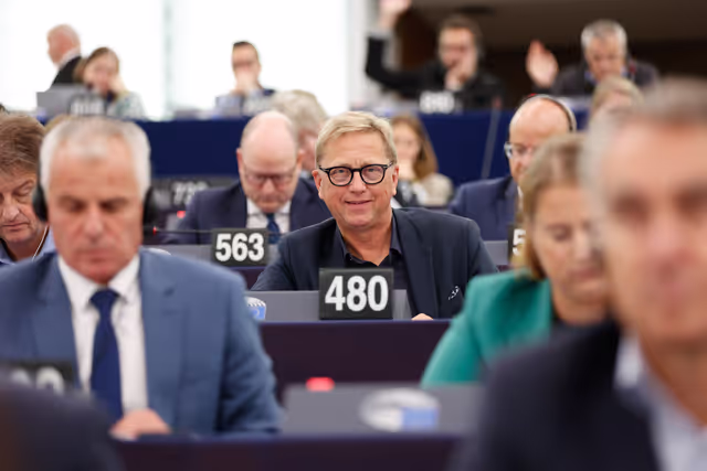 Foto 18: EP Plenary session - Voting Session