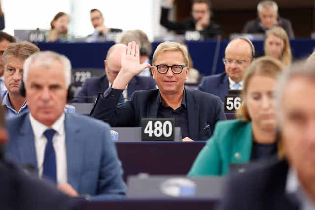 Foto 16: EP Plenary session - Voting Session