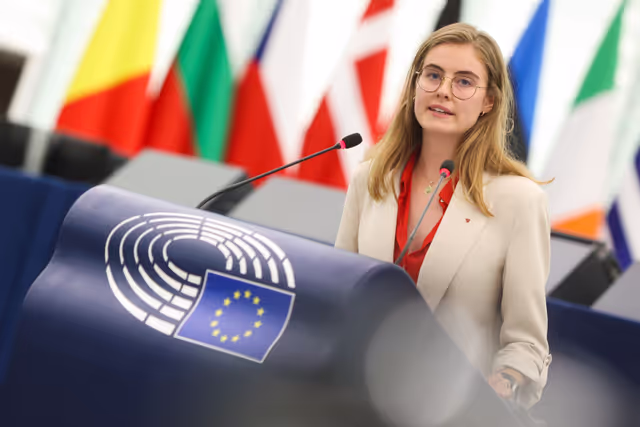 Fotografija 10: EP Plenary session - Commission statement - Possible extradition of Paul Watson: the danger of criminalisation of environmental defenders and whistle-blowers, and the need for their protection in the EU
