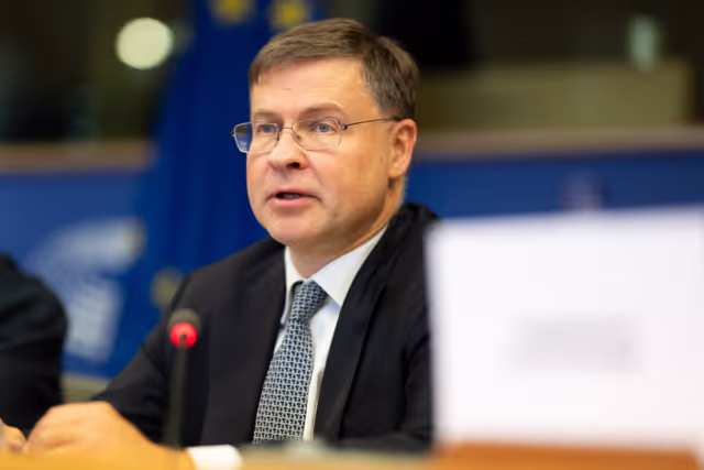 Foto 20: INTA - Proposal for a Regulation of the European Parliament and of the Council establishing the Ukraine Loan Cooperation Mechanism and providing exceptional macro-financial assistance to Ukraine