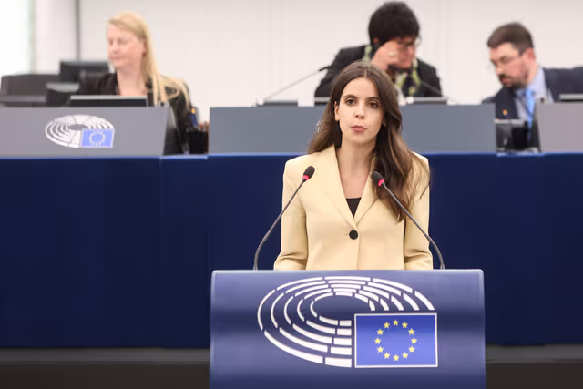 Fotografija 12: EP Plenary session - Commission statement - The extreme wildfires in Southern Europe, in particular Portugal and Greece and the need for further EU climate action on adaptation and mitigation
