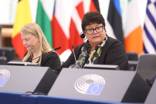 Φωτογραφία 25: EP Plenary session - Commission statement - The extreme wildfires in Southern Europe, in particular Portugal and Greece and the need for further EU climate action on adaptation and mitigation
