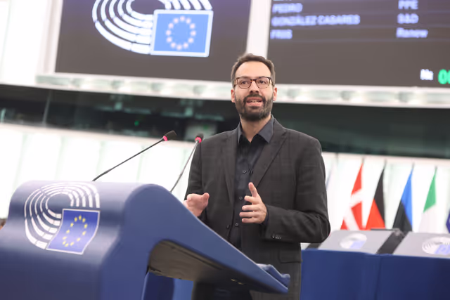 Fotografija 15: EP Plenary session - Commission statement - The extreme wildfires in Southern Europe, in particular Portugal and Greece and the need for further EU climate action on adaptation and mitigation