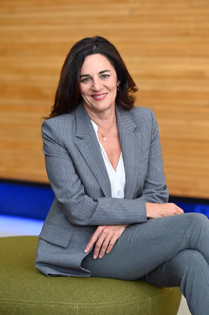 Foto 4: Laurence FARRENG in the EP in Strasbourg