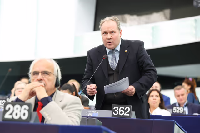 Fotó 10: EP Plenary session - Council and Commission statements - Presentation of the programme of activities of the Hungarian Presidency