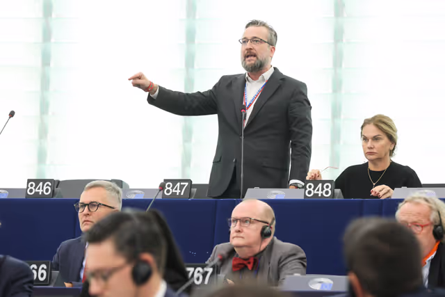 Fotó 9: EP Plenary session - Council and Commission statements - Presentation of the programme of activities of the Hungarian Presidency