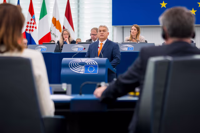 Fotó 18: EP Plenary session - Council and Commission statements - Presentation of the programme of activities of the Hungarian Presidency