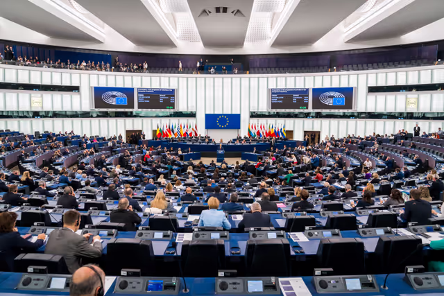 Fotó 11: EP Plenary session - Council and Commission statements - Presentation of the programme of activities of the Hungarian Presidency