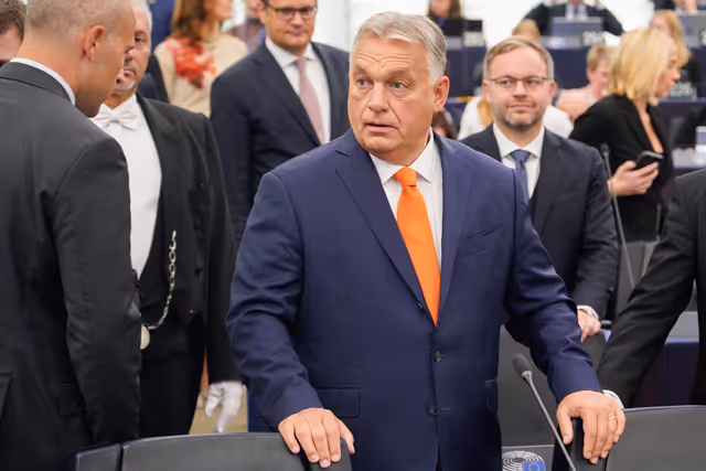 Fotó 30: EP Plenary session - Council and Commission statements - Presentation of the programme of activities of the Hungarian Presidency
