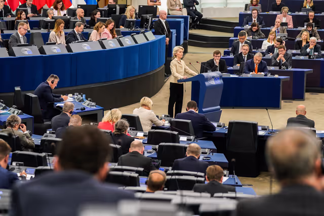 Fotó 48: EP Plenary session - Council and Commission statements - Presentation of the programme of activities of the Hungarian Presidency