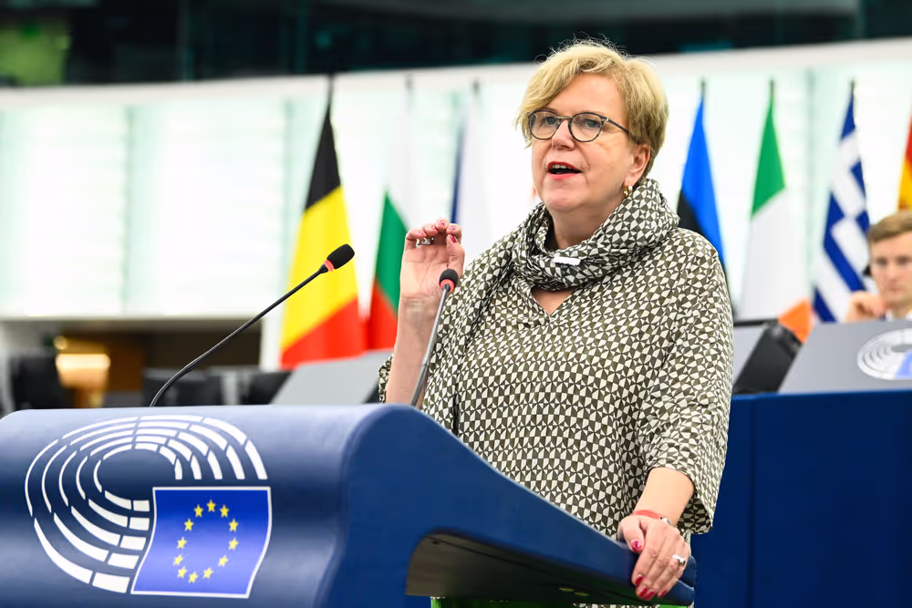 EP Plenary session - Taxing the super-rich to end poverty and reduce inequalities: EU support to the G20 Presidency’s proposal