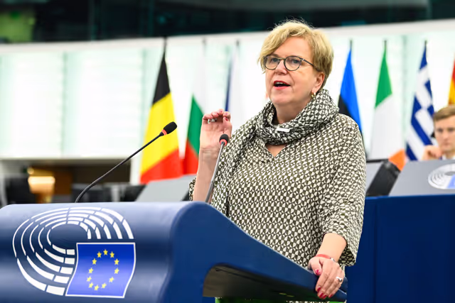 Fotogrāfija 38: EP Plenary session - Taxing the super-rich to end poverty and reduce inequalities: EU support to the G20 Presidency’s proposal