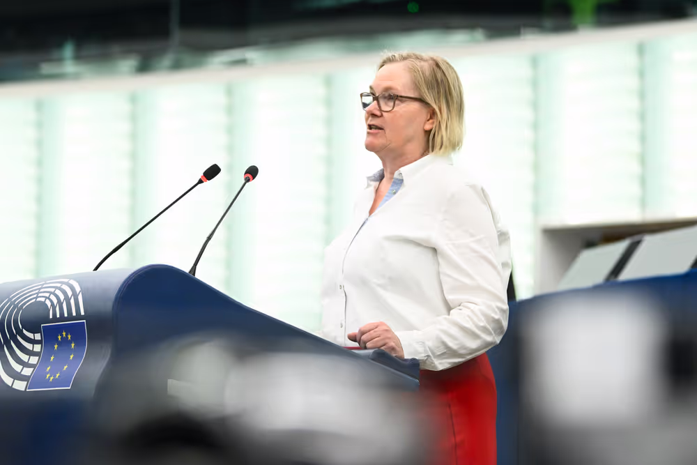 EP Plenary session - Taxing the super-rich to end poverty and reduce inequalities: EU support to the G20 Presidency’s proposal