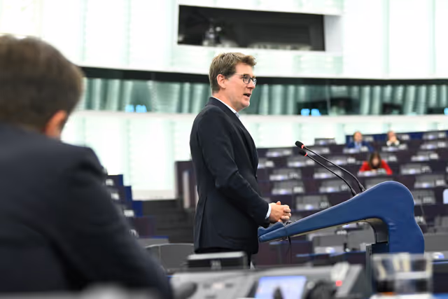 Fotogrāfija 12: EP Plenary session - Taxing the super-rich to end poverty and reduce inequalities: EU support to the G20 Presidency’s proposal