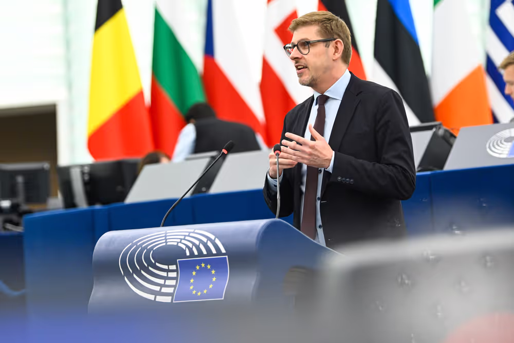 EP Plenary session - Taxing the super-rich to end poverty and reduce inequalities: EU support to the G20 Presidency’s proposal