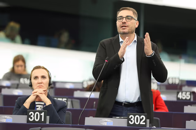 Fotogrāfija 20: EP Plenary session -  Ensuring sustainable, decent and affordable housing in Europe - encouraging investment, private property and public housing programmes