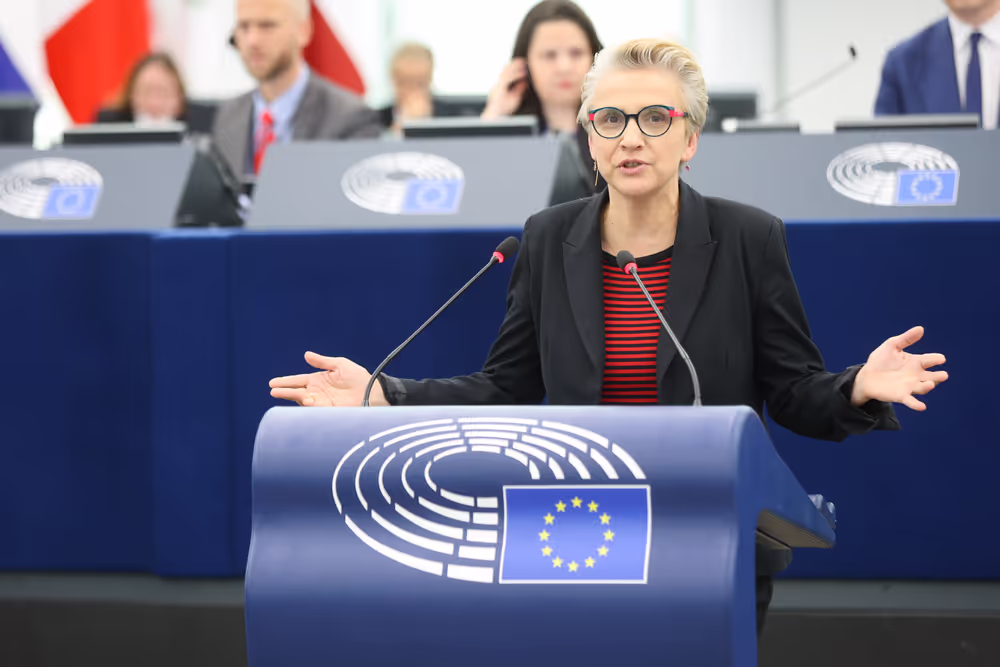 EP Plenary session -  Ensuring sustainable, decent and affordable housing in Europe - encouraging investment, private property and public housing programmes