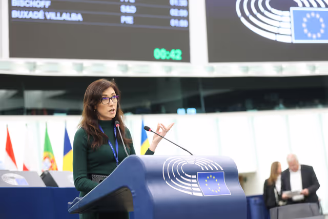 Fotogrāfija 43: EP Plenary session -  Ensuring sustainable, decent and affordable housing in Europe - encouraging investment, private property and public housing programmes