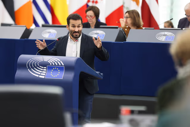 Fotogrāfija 36: EP Plenary session -  Ensuring sustainable, decent and affordable housing in Europe - encouraging investment, private property and public housing programmes