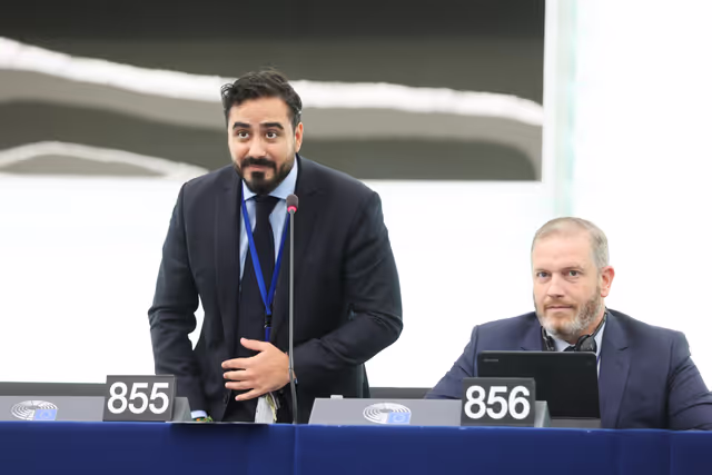 Fotogrāfija 35: EP Plenary session -  Ensuring sustainable, decent and affordable housing in Europe - encouraging investment, private property and public housing programmes