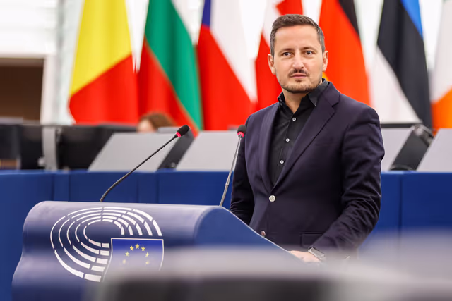 Снимка 20: EP Plenary session - World Mental Health Day - need for a comprehensive EU strategy on mental health