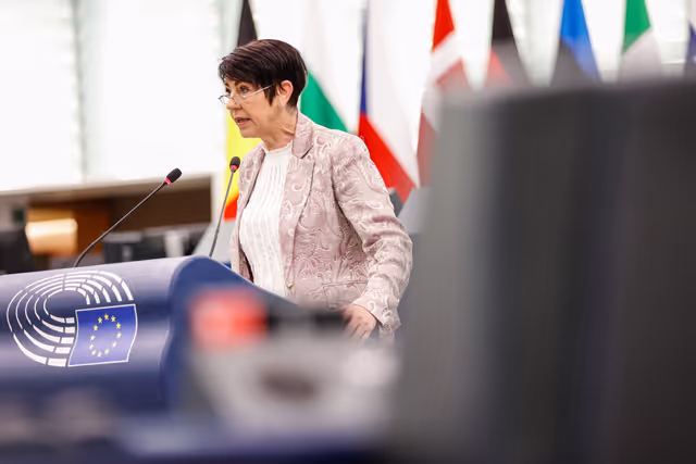 Снимка 18: EP Plenary session - World Mental Health Day - need for a comprehensive EU strategy on mental health