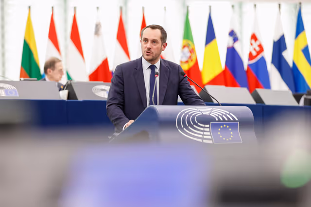 Photo 20: EP Plenary session - A stronger Europe for safer products to better protect consumers and tackle unfair competition: Boosting EU oversight in e-commerce and imports
