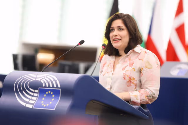 Photo 43: EP Plenary session - A stronger Europe for safer products to better protect consumers and tackle unfair competition: Boosting EU oversight in e-commerce and imports