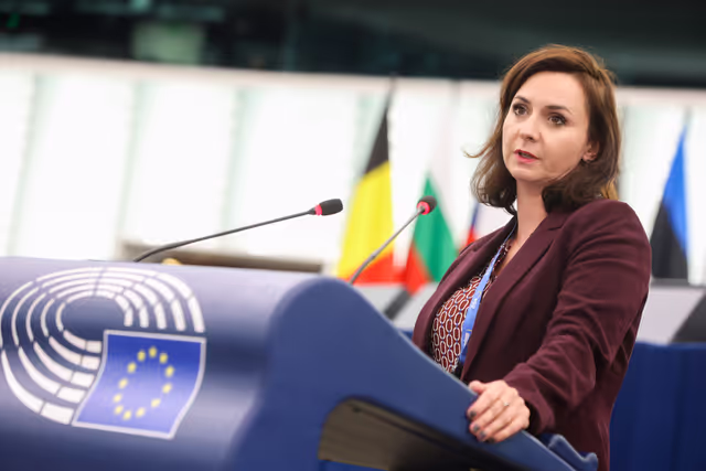 Photo 30: EP Plenary session - A stronger Europe for safer products to better protect consumers and tackle unfair competition: Boosting EU oversight in e-commerce and imports