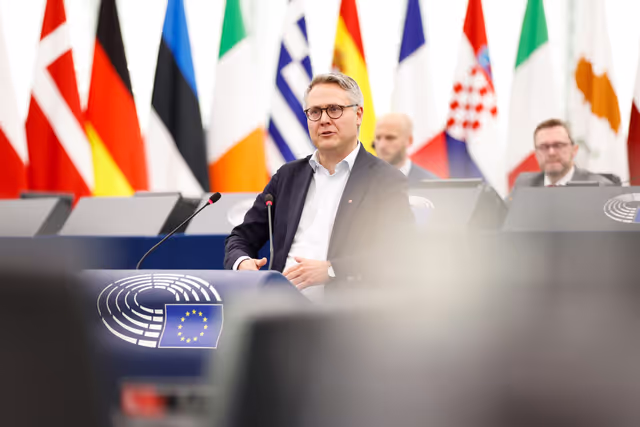 Fotogrāfija 25: EP Plenary session - Implementation of the Single European Sky