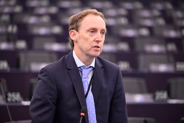 Valokuva 9: EP Plenary session - The urgent need for a ceasefire in Lebanon and for safeguarding the UNIFIL mission in light of the recent attacks