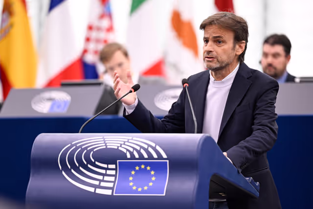 Valokuva 7: EP Plenary session - The urgent need for a ceasefire in Lebanon and for safeguarding the UNIFIL mission in light of the recent attacks