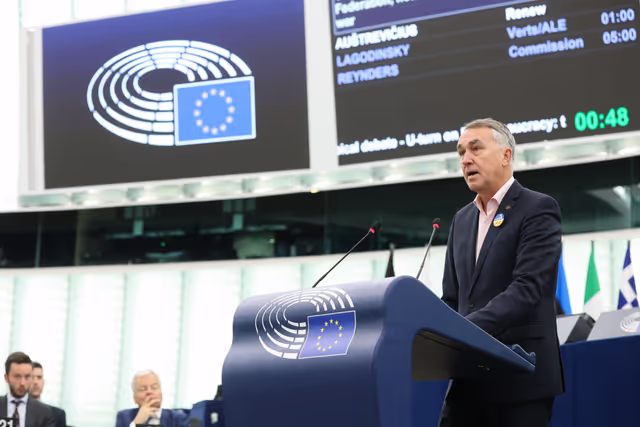 Foto 5: EP Plenary session - Continued war crimes committed by the Russian Federation, notably killing Ukrainian prisoners of war