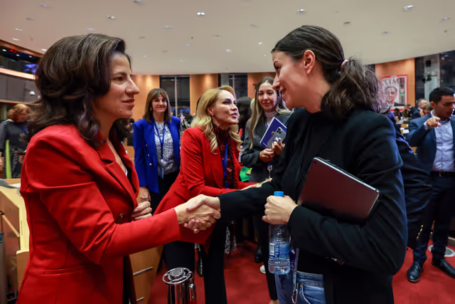 Nuotrauka 2: EMPL CULT -  Confirmation hearing of Roxana MÎNZATU, European Commissioner-designate forPeople, Skills and Preparedness