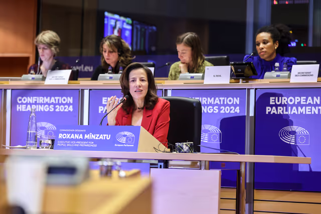 Nuotrauka 11: EMPL CULT -  Confirmation hearing of Roxana MÎNZATU, European Commissioner-designate forPeople, Skills and Preparedness