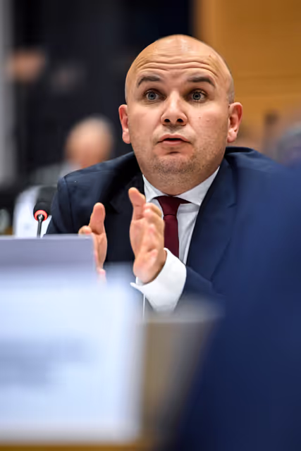 Fotografie 18: ITRE IMCO ENVI ECON -  Confirmation hearing of Stéphane SÉJOURNÉ, European Commissioner-designate for Prosperity and Industrial Strategy