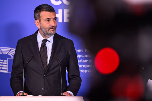 Fotografie 6: ITRE IMCO ENVI ECON -  Confirmation hearing of Stéphane SÉJOURNÉ, European Commissioner-designate for Prosperity and Industrial Strategy - Press point