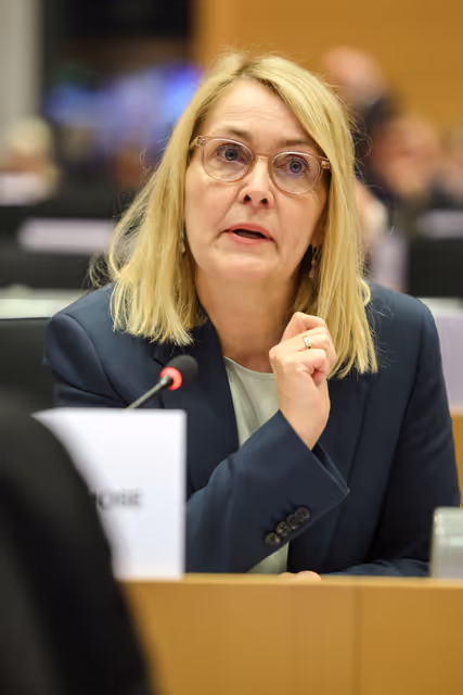 Fotografie 30: ITRE IMCO -  Confirmation hearing of Henna Maria VIRKKUNEN, European Commissioner-designate for Tech Sovereignty, Security and Democracy
