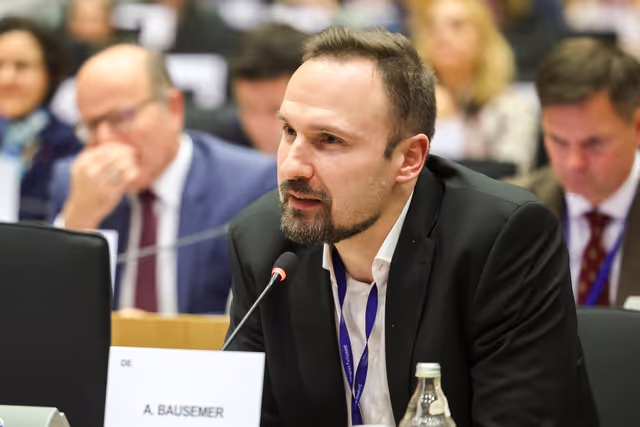 Fotografie 25: ITRE IMCO -  Confirmation hearing of Henna Maria VIRKKUNEN, European Commissioner-designate for Tech Sovereignty, Security and Democracy