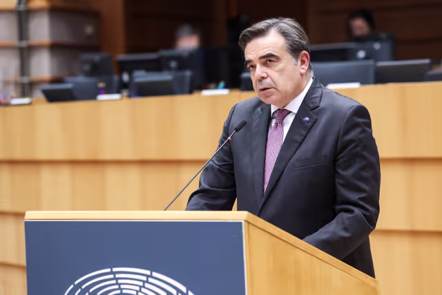 Fotogrāfija 37: EP Plenary session - Deplorable escalation of violence around the football match in the Netherlands and the unacceptable attacks against Israeli football fans