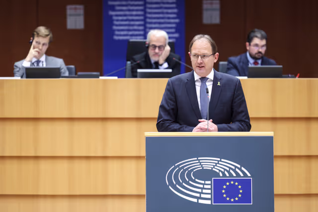 Fotogrāfija 28: EP Plenary session - Deplorable escalation of violence around the football match in the Netherlands and the unacceptable attacks against Israeli football fans