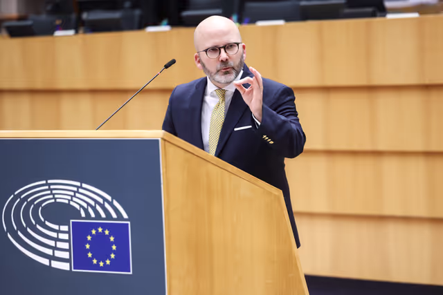 Fotogrāfija 17: EP Plenary session - Deplorable escalation of violence around the football match in the Netherlands and the unacceptable attacks against Israeli football fans