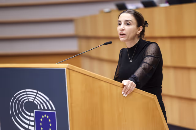 Fotogrāfija 21: EP Plenary session - Deplorable escalation of violence around the football match in the Netherlands and the unacceptable attacks against Israeli football fans