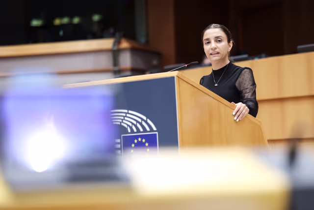 Fotogrāfija 20: EP Plenary session - Deplorable escalation of violence around the football match in the Netherlands and the unacceptable attacks against Israeli football fans