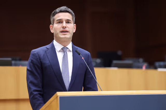 Fotogrāfija 10: EP Plenary session - Deplorable escalation of violence around the football match in the Netherlands and the unacceptable attacks against Israeli football fans