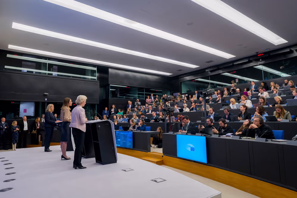 EP and EC joint press conference by Roberta METSOLA, EP President and Ursula von der LEYEN, President of the European Commision following the Parliament’s vote on the College of Commissioners