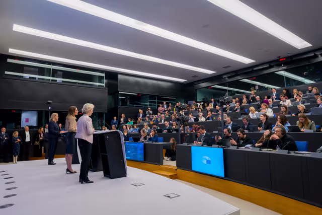 EP and EC joint press conference by Roberta METSOLA, EP President and Ursula von der LEYEN, President of the European Commision following the Parliament’s vote on the College of Commissioners