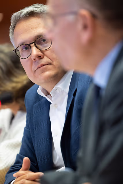 Zdjęcie 6: EMPL - Social dimension of the 'Much more than a market' report - Exchange of views with Enrico Letta