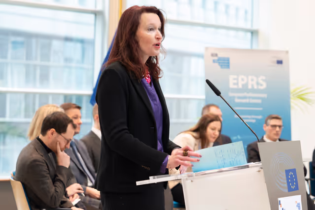 Fotografia 42: EPRS Policy roundtable - Ten issues to watch in 2025